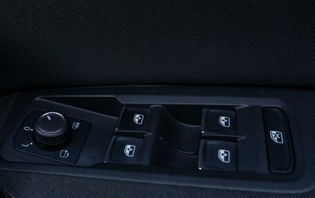 Volkswagen Touran III, 2015 год, 1 470 000 рублей, 20 фотография