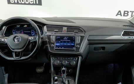 Volkswagen Tiguan II, 2017 год, 2 418 200 рублей, 20 фотография