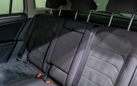 Volkswagen Tiguan II, 2017 год, 2 418 200 рублей, 26 фотография