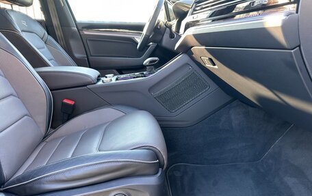 Volkswagen Touareg III, 2023 год, 10 990 000 рублей, 16 фотография