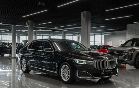 BMW 7 серия, 2020 год, 4 900 000 рублей, 2 фотография