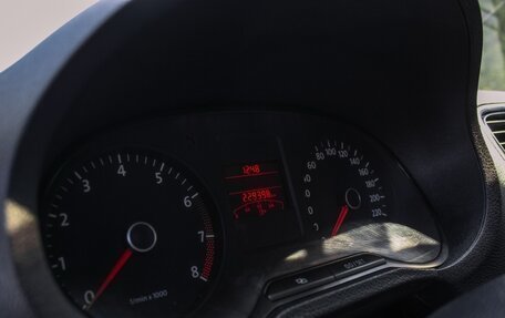 Volkswagen Polo VI (EU Market), 2013 год, 550 000 рублей, 18 фотография