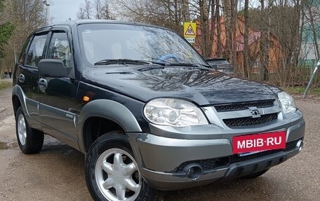 Chevrolet Niva I рестайлинг, 2010 год, 400 000 рублей, 4 фотография