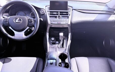 Lexus NX I, 2014 год, 2 990 000 рублей, 9 фотография