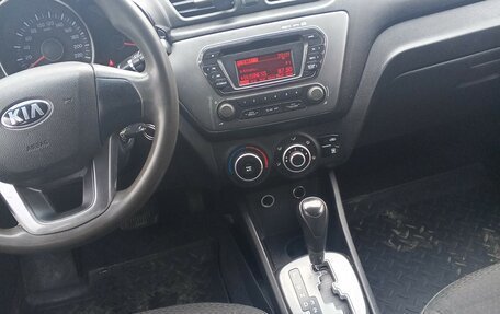 KIA Rio III рестайлинг, 2013 год, 465 000 рублей, 10 фотография