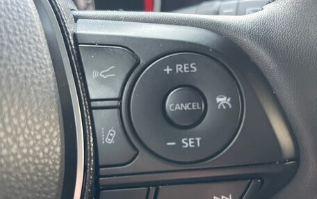 Toyota RAV4, 2021 год, 3 800 000 рублей, 16 фотография