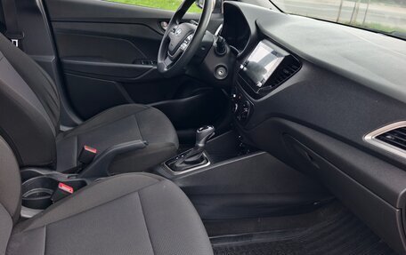 Hyundai Solaris II рестайлинг, 2019 год, 1 300 000 рублей, 15 фотография