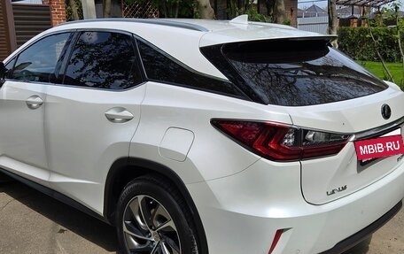 Lexus RX IV рестайлинг, 2017 год, 4 450 000 рублей, 3 фотография