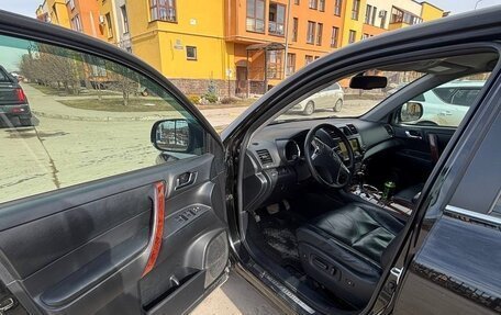 Toyota Highlander III, 2011 год, 1 790 000 рублей, 2 фотография