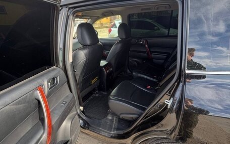 Toyota Highlander III, 2011 год, 1 790 000 рублей, 4 фотография