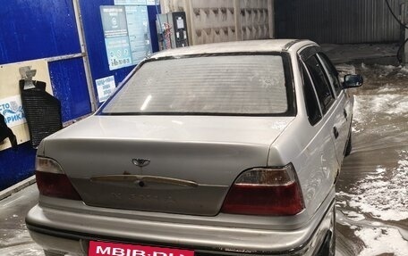 Daewoo Nexia I рестайлинг, 2004 год, 90 000 рублей, 3 фотография