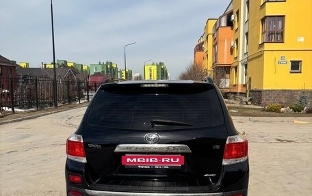 Toyota Highlander III, 2011 год, 1 790 000 рублей, 16 фотография