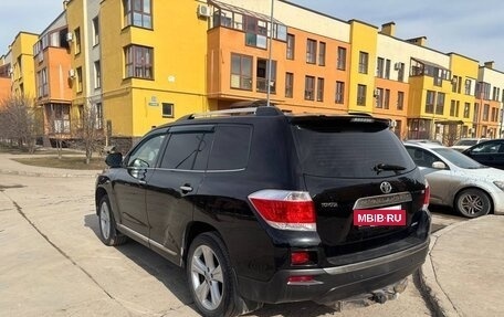 Toyota Highlander III, 2011 год, 1 790 000 рублей, 18 фотография