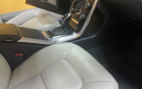 Volvo XC70 II рестайлинг, 2013 год, 1 650 000 рублей, 16 фотография