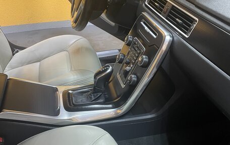 Volvo XC70 II рестайлинг, 2013 год, 1 650 000 рублей, 17 фотография