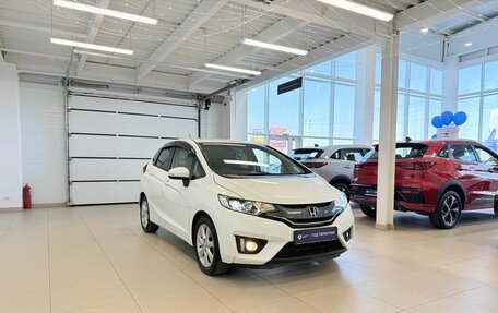 Honda Fit III, 2013 год, 1 099 999 рублей, 8 фотография