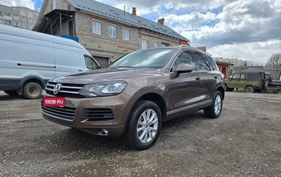 Volkswagen Touareg III, 2014 год, 2 100 000 рублей, 1 фотография