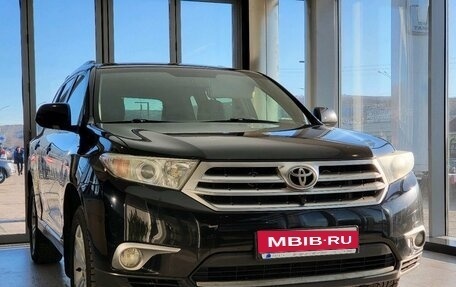 Toyota Highlander III, 2012 год, 1 720 000 рублей, 1 фотография
