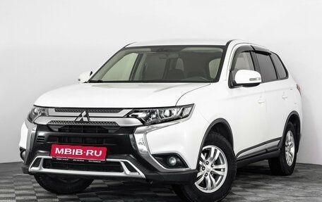 Mitsubishi Outlander III рестайлинг 3, 2019 год, 2 099 000 рублей, 1 фотография