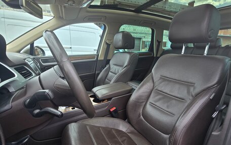 Volkswagen Touareg III, 2014 год, 2 100 000 рублей, 9 фотография