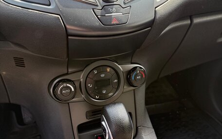 Ford Fiesta, 2015 год, 790 000 рублей, 9 фотография