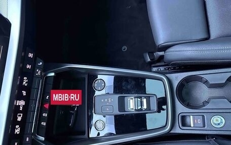 Audi A3, 2023 год, 2 420 000 рублей, 16 фотография