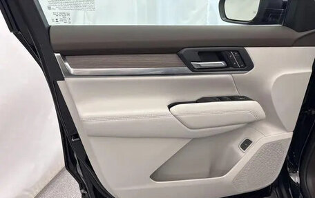 GMC Terrain, 2026 год, 5 000 000 рублей, 17 фотография