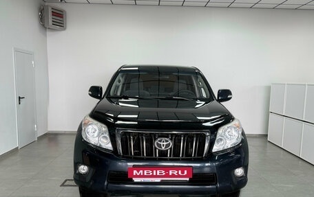 Toyota Land Cruiser Prado 150 рестайлинг 2, 2013 год, 3 200 000 рублей, 2 фотография