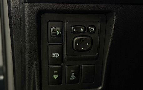 Toyota Land Cruiser Prado 150 рестайлинг 2, 2013 год, 3 200 000 рублей, 12 фотография