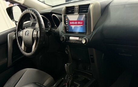 Toyota Land Cruiser Prado 150 рестайлинг 2, 2013 год, 3 200 000 рублей, 6 фотография