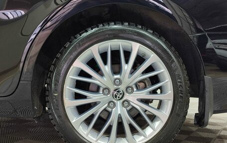 Toyota Camry, 2020 год, 3 300 000 рублей, 10 фотография