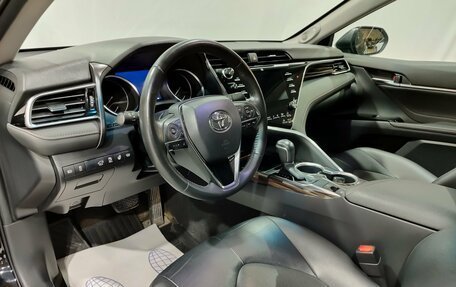 Toyota Camry, 2020 год, 3 300 000 рублей, 17 фотография