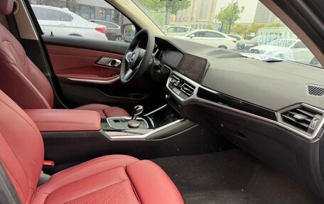 BMW 3 серия, 2022 год, 2 998 000 рублей, 13 фотография