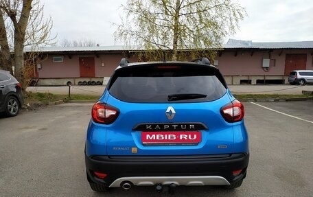Renault Kaptur I рестайлинг, 2017 год, 1 425 000 рублей, 3 фотография