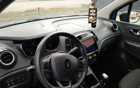 Renault Kaptur I рестайлинг, 2017 год, 1 425 000 рублей, 6 фотография