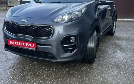 KIA Sportage IV рестайлинг, 2017 год, 1 950 000 рублей, 4 фотография