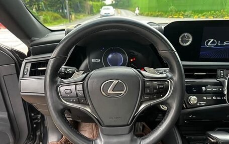 Lexus ES VII, 2022 год, 4 025 006 рублей, 10 фотография