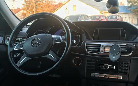 Mercedes-Benz E-Класс, 2013 год, 1 800 000 рублей, 12 фотография