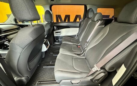 KIA Carnival, 2021 год, 3 599 000 рублей, 25 фотография