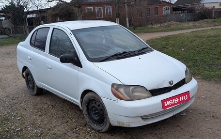 Toyota Platz, 2000 год, 2 фотография