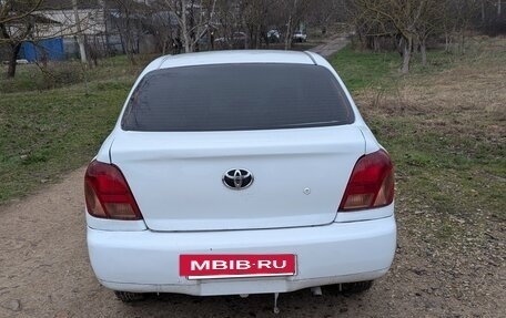 Toyota Platz, 2000 год, 5 фотография