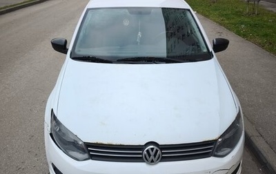 Volkswagen Polo VI (EU Market), 2013 год, 500 000 рублей, 1 фотография