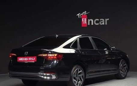 Volkswagen Jetta VII, 2022 год, 2 126 000 рублей, 2 фотография