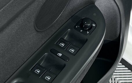 Volkswagen Golf Plus II, 2011 год, 800 000 рублей, 16 фотография