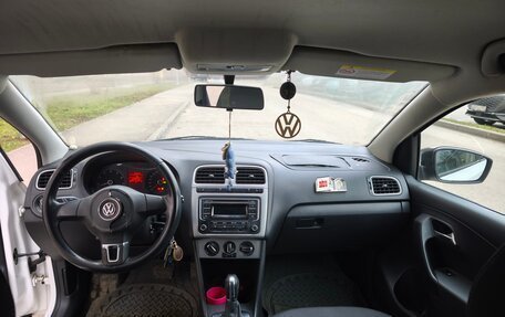 Volkswagen Polo VI (EU Market), 2013 год, 500 000 рублей, 17 фотография