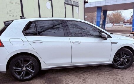 Volkswagen Golf VIII, 2021 год, 1 870 000 рублей, 2 фотография
