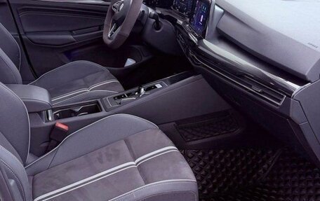 Volkswagen Golf VIII, 2021 год, 1 870 000 рублей, 12 фотография