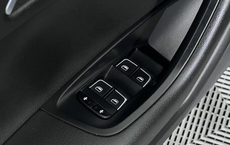 Audi A6, 2011 год, 1 960 000 рублей, 17 фотография