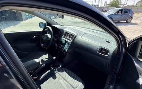 Volkswagen Polo VI (EU Market), 2011 год, 670 000 рублей, 10 фотография