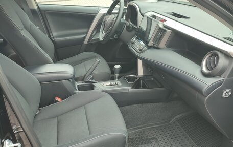 Toyota RAV4, 2018 год, 2 900 000 рублей, 8 фотография